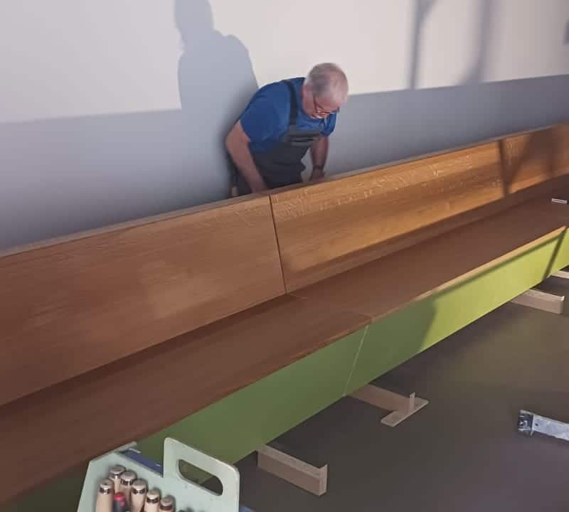 9 Meter Sitzbank